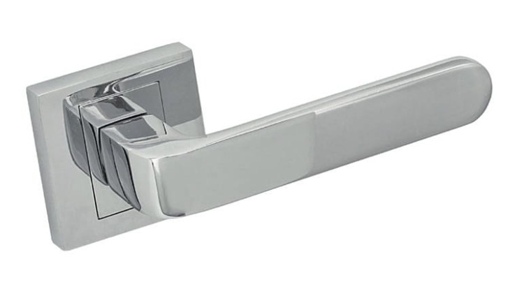 Klamka do drzwi LADY Chrom. cechy:  łatwy system montażowy śruby przelotowe szyldu 54 mm x 54 mm Waga 0,48kg Kod EAN 5901812894410 kolor: Chrom. Klamka wewnętrzna LADY