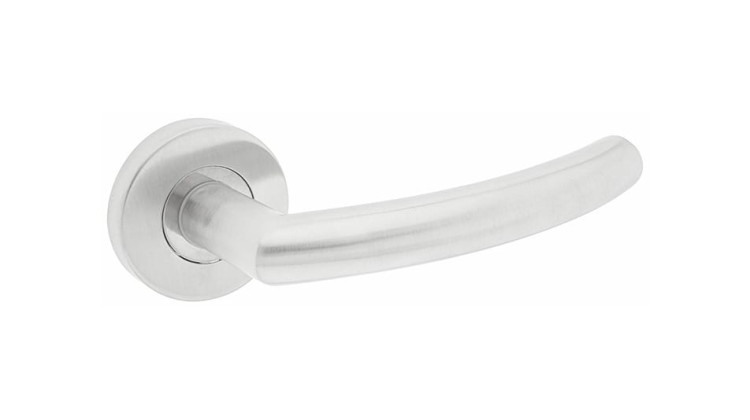 KLAMKA ALUBRASS-Klamka PAROS-INOX- Stal nierdzewna. cechy:  łatwy system montażowy śruby przelotowe szyld fi 54 mm Waga 0,41kg Kod EAN 5901812896483 kolor: Stal nierdzewna. Klamka wewnętrzna PAROS