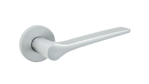 Klamka VITTORIA SLIM Chrom mat.cechy:  łatwy system montażowy śruby przelotowe szyld fi 52 mm Waga 0,39kg Kod EAN 5901812899064   kolor: Chrom mat.Klamka wewnętrzna VITTORIA SLIM