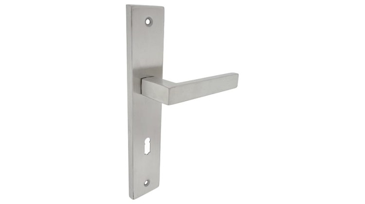 Klamka do drzwi TASOS-72-na klucz- Stal Nierdzewna- kolor INOX.Cechy:  jednolita konstrukcja łatwy system montażowy śruby przelotowe Waga 0,59kg Kod EAN 5901812895172.Klamka wewnętrzna TASOS