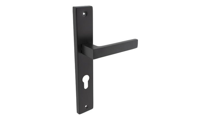 Czarna Klamka Alubrass wewnętrzna KABO 90 mm na wkładkę .Cechy:    jednolita konstrukcja  łatwy system montażowy  śruby przelotowe  Waga 0,59kg  Kod EAN 5901812896834