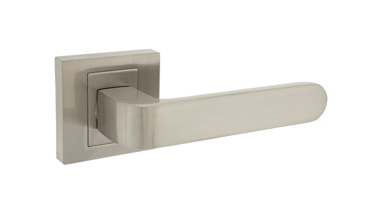 Klamka do drzwi LADY Nikiel satyna. cechy:  łatwy system montażowy śruby przelotowe  rozmiar szyldu 54 mm x 54 mm Waga 0,48kg Kod EAN 5901812894427 kolor: Nikiel satyna.Klamka wewnętrzna LADY