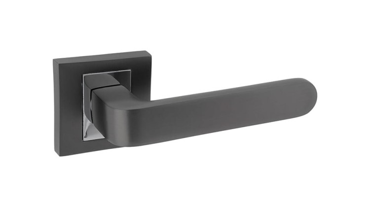 Klamka do drzwi LADY Grafit chrom. cechy:  łatwy system montażowy śruby przelotowe  rozmiar szyldu 54 mm x 54 mm Waga 0,47kg Kod EAN 5901812894403 kolor: Grafit chrom. Klamka wewnętrzna LADY