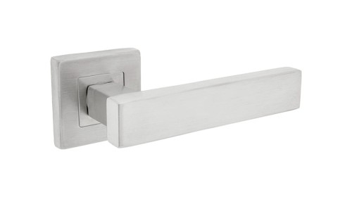 Klamka do drzwi OXANA Stal nierdzewna- kolor-INOX.cechy:  łatwy system montażowy śruby przelotowe szyld 54 mm x 54 mm Waga 0,49kg Kod EAN 5901812894663 kolor: Stal nierdzewna.  Klamka wewnętrzna OXANA