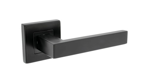 Czarna klamka wewnętrzna TASOS. cechy:  łatwy system montażowy śruby przelotowe szyld 54 mm x 54 mm Waga 0,43kg Kod EAN 5901812895097 kolor: Czarny