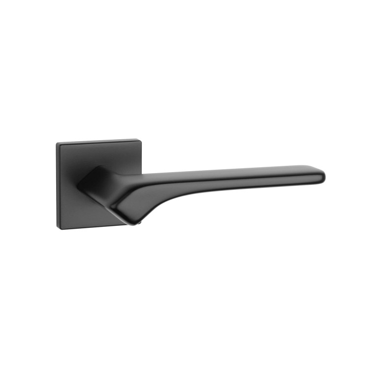 Klamka czarna wewnętrzna APRILE BERGENIA.Grubość Rozety  7 mm  Kolor  Czarny Mat  Rozmiar  52 mm x 52 mm  Szyld  Kwadratowy  Marka  APRILE  Producent  ENGER  Klamka wewnętrzna,Materiał Cynk