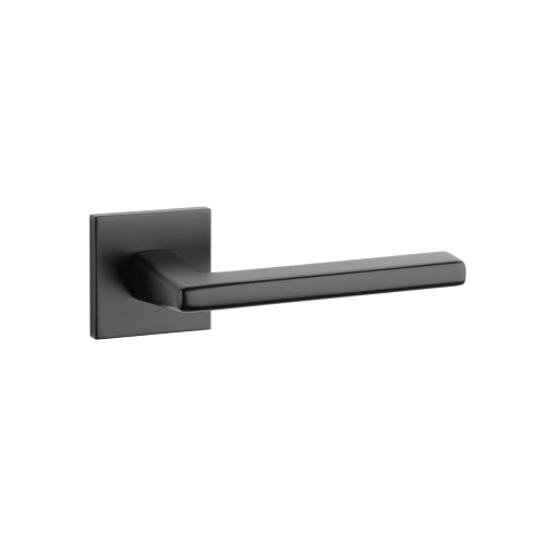 Klamka STILE ARTA ROZETA Q SLIM 7MM BLACK - czarny matowy .Waga netto 0,559kg  Kod EAN 5902249331554  Grubość rozety 7 mm  Kolekcja Simple  Kolor Czarny matowy  Kształt rozety Kwadratowa Q SLIM 7 mm  Producent ENGER  Marka STILE  Materiał Aluminium
