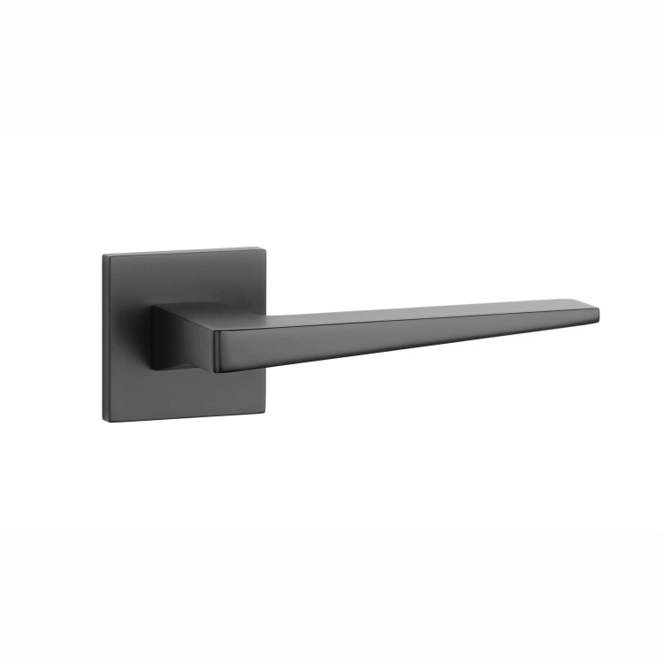 Klamka STILE EDA ROZETA Q SLIM 7MM BLACK - czarny matowy .Waga netto 0,587kg  Grubość rozety 7 mm  Kolekcja Simple  Kolor Czarny matowy  Kształt rozety Kwadratowa Q SLIM 7 mm, 53 mm x 53 mm  Producent ENGER  Marka STILE  Materiał Aluminium