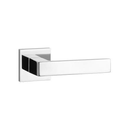 Klamka STILE HIRA ROZETA Q SLIM 7MM CP - chrom polerowany .Waga netto 0,587kg Grubość rozety 7 mm  Kolekcja Simple  Kolor Chrom polerowany  Kształt rozety Kwadratowa Q SLIM 7 mm,52 mm x 52 mm  Producent ENGER  Marka STILE  Materiał Aluminium