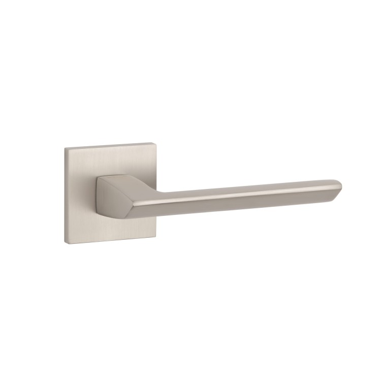 Klamka wewnętrzna STILE OGA .Waga netto 0,587kg  Kod EAN 5902249343243  Grubość rozety 7 mm  Kolekcja Simple  Kolor Nikiel  Kształt rozety Kwadratowa Q SLIM 7 mm, 52 mm x 52 mm  Producent ENGER  Marka STILE  Materiał Aluminium