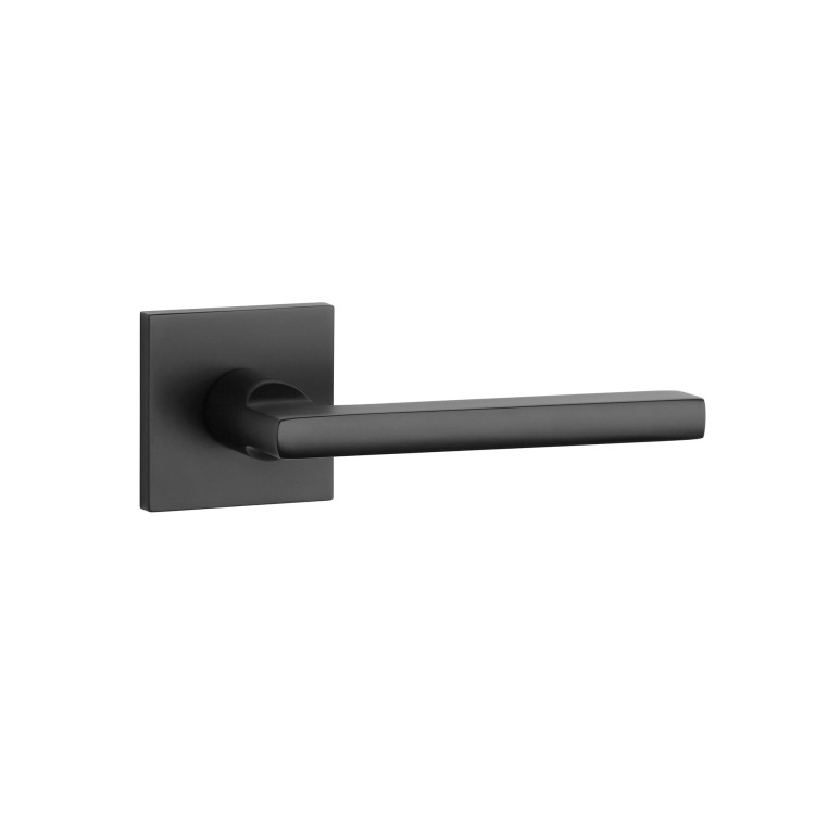 Czarna klamka wewnętrzna STILE SIRA . 7 mm  Kolekcja Simple  Kolor Czarny matowy  Kształt rozety Kwadratowa Q SLIM 7 mm  Producent ENGER  Marka STILE  Materiał Aluminium