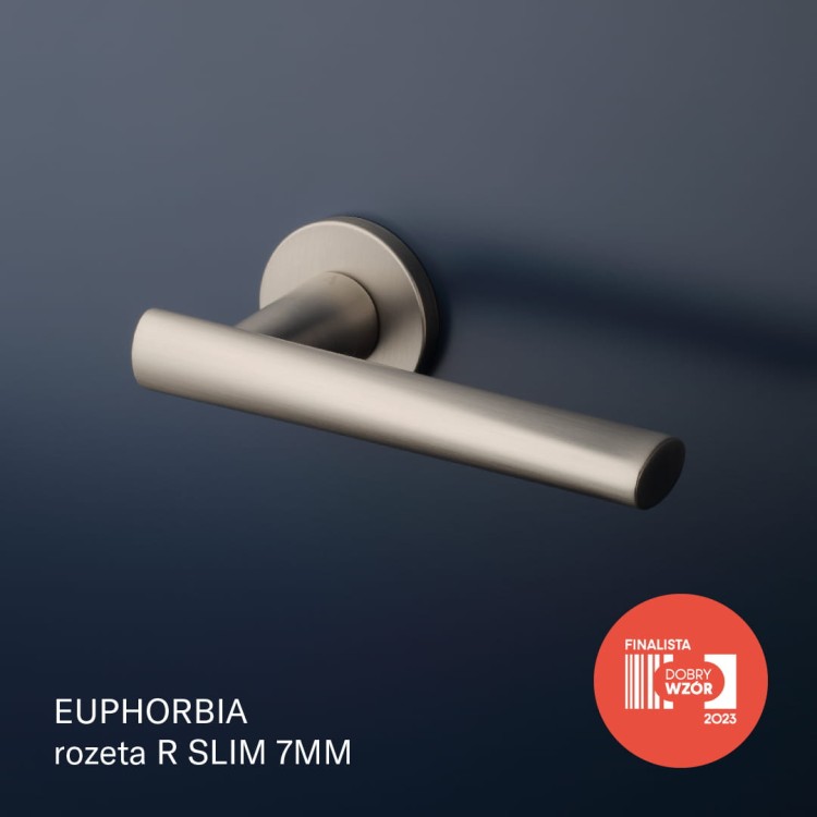 Klamka APRILE EUPHORBIA ROZETA R SLIM 7MM GYM - grafit .Waga netto 1,155kg  Kod EAN 5902249350142  Grubość rozety 7 mm  Kolekcja Prestige  Kolor Grafit  Kształt rozety Okrągła R SLIM 7 mm fi 52 mm  Producent ENGER  Marka APRILE  Materiał Cynk