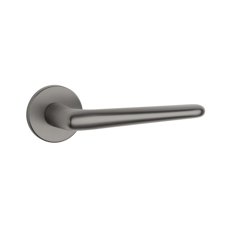 Klamka APRILE LAVANDA ROZETA R SLIM 7MM GYM - grafit .Waga netto 1,155kg  Kod EAN 5902249350111  Grubość rozety 7 mm  Kolekcja Prestige  Kolor Grafit  Kształt rozety Okrągła R SLIM 7 mm, fi 52 mm  Producent ENGER  Marka APRILE  Materiał Cynk