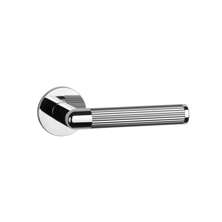 Klamka APRILE LOBELIA ROZETA R SUPER SLIM 5MM LC - chrom polerowany .Waga netto 0,8kg Grubość rozety 5 mm  Kolekcja Prestige  Kolor Chrom polerowany  Kształt rozety Okrągła R SUPER SLIM 5 mm fi 52 mm  Producent ENGER  Marka APRILE  Materiał Cynk
