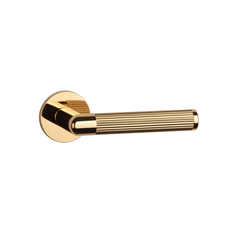 Klamka APRILE LOBELIA ROZETA R SUPER SLIM 5MM LG - złoty polerowany .Waga netto 0,8kg Grubość rozety 5 mm  Kolekcja Prestige  Kolor Złoty polerowany  Kształt rozety Okrągła R SUPER SLIM 5 mm, fi 52 mm  Producent ENGER  Marka APRILE  Materiał Cynk