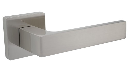 klamka-orlando-rozeta-kwadratowa-nikiel-satyna-blita cechy:  łatwy system montażowy śruby przelotowe Waga 0,97kg Kod EAN 5906284700764 kolor: Nikiel satyna-Klamka wewnętrzna  ORLANDO rozeta kwadratowa nikiel satyna BLITZ