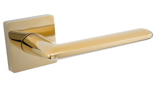 klamka-viera-rozeta-kwadratowa-mosiadz-pvd-blitz Klamka VIERA  mosiądz PVD to nowoczesny a zarazem klasyczny wzór który upiększy każde drzwi oraz wnętrze ,przyjazna dłoni ,doskonałe wykończenie .Klamka na rozecie kwadratowej. Klamka VIERA- BLITZ