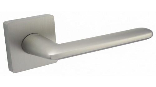 klamka-viera-rozeta-kwadratowa-satyna-mat-blitz łatwy system montażowy śruby przelotowe Waga 0,93kg Kod EAN 5906284701075-  Klamka VIERA rozeta kwadratowa nikiel satyna BLITZ-53 mmx 53 mm