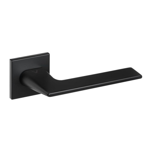 Klamka do drzwi KD Icon Fit rozeta kwadratowa R67F czarny bdr-klasa 4 .Model: KD Icon Fit R67F    Typ rozety: Kwadratowa R67F  Kolor / wykończenie: Czarny mat  Grubość rozety: 6 mm  Wymiary rozety: 52 × 52 mm