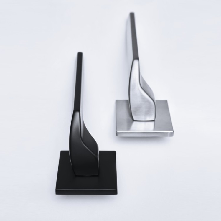 Klamka Sempre Fit czarny -Klasa 4, co oznacza, że klamka może być montowana w miejscach użyteczności publicznej, takich jak szkoły, sądy czy biurowce